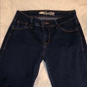 DARK WASH SKINNY JEAN
